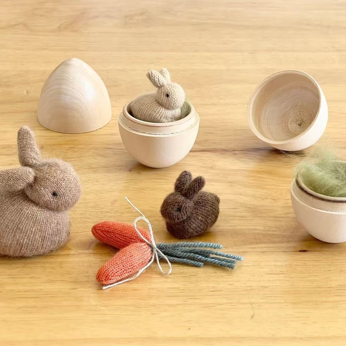 Knitted bunny catchall